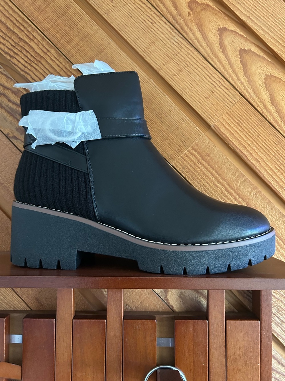 Dream Pairs Black Platform Ankle Boots with Knit Back - Picture 3 of 6